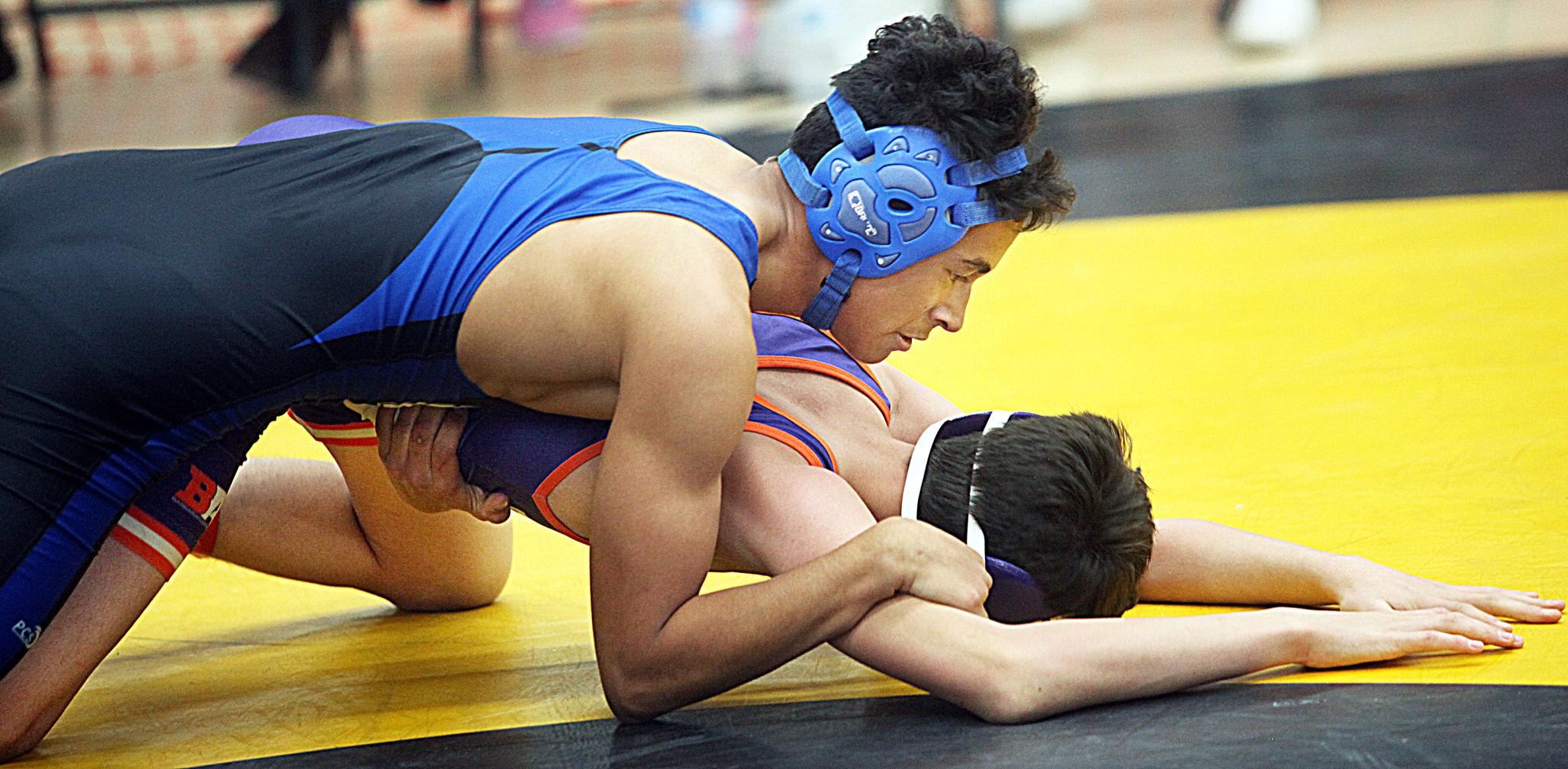 121017_wrestling12.jpg